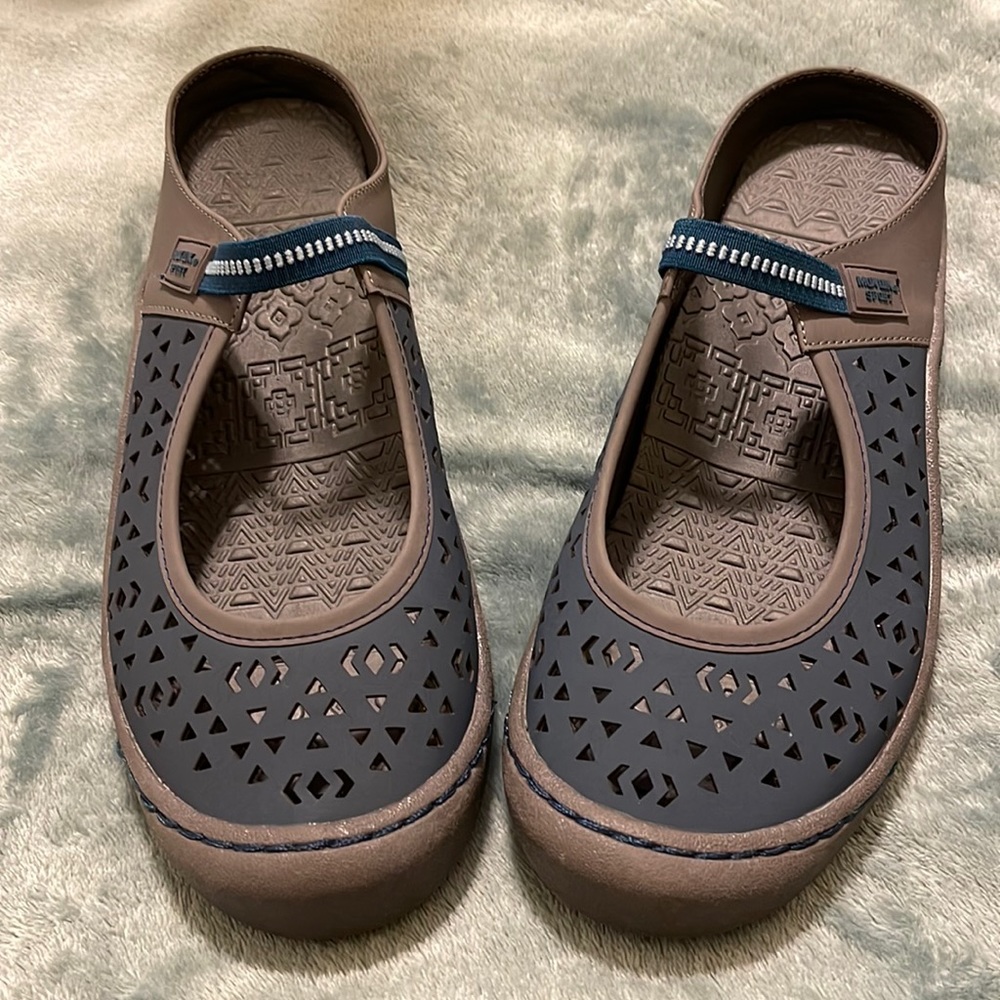 Muk Luks Justine Sport Sandals